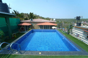 King kane 2bhk apartment with private pool